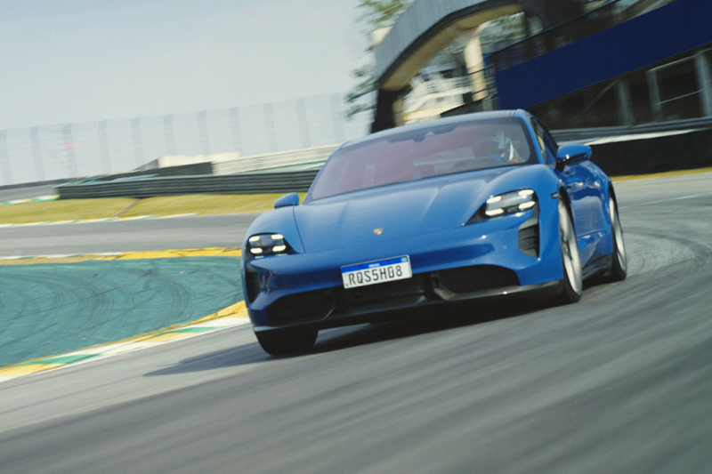PORSCHE | Taycan Turbo S (Volta Rápida Interlagos 2022)